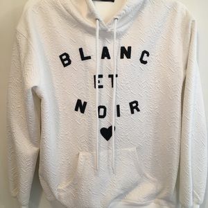 Blanc et noire hoodie